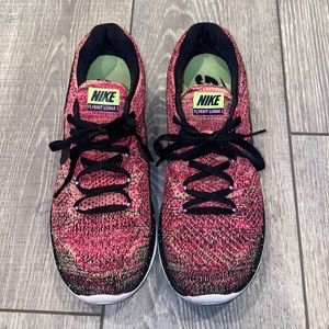 Nike Womens Flyknit Lunar 3 - size 7.5 - excellent used condition